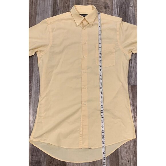 Covington Mens Short Sleeve Yellow Button-Down Dress Shirt Pocket Size 14-14 1/2 - Picture 7 of 10